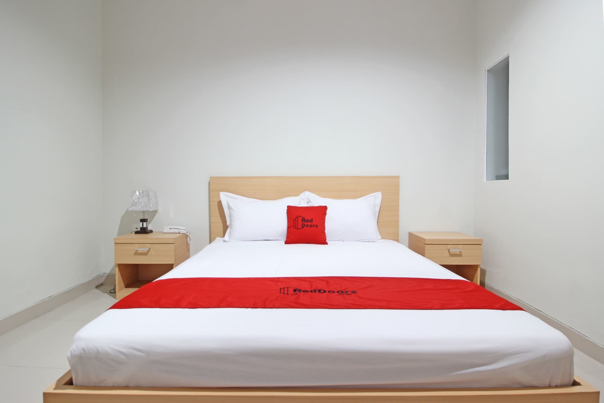 Reddoorz Near Amikom Yogyakarta Salakan Екстериор снимка